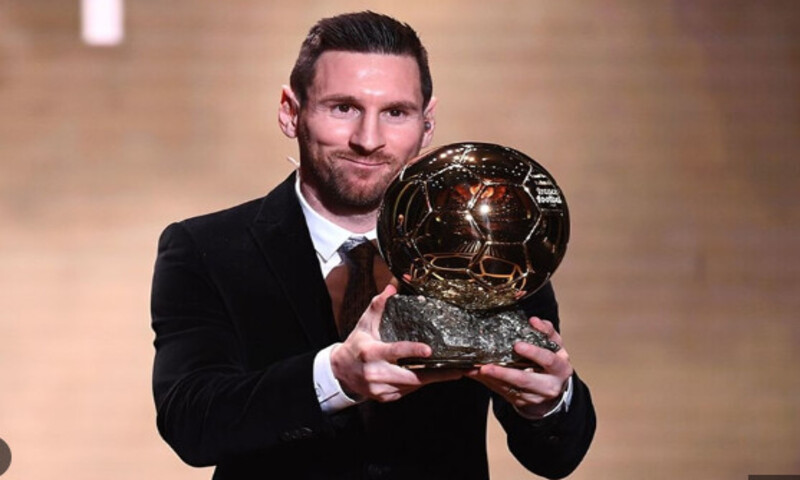 Sự nghiệp đỉnh cao của chàng bọ chét Lionel Messi